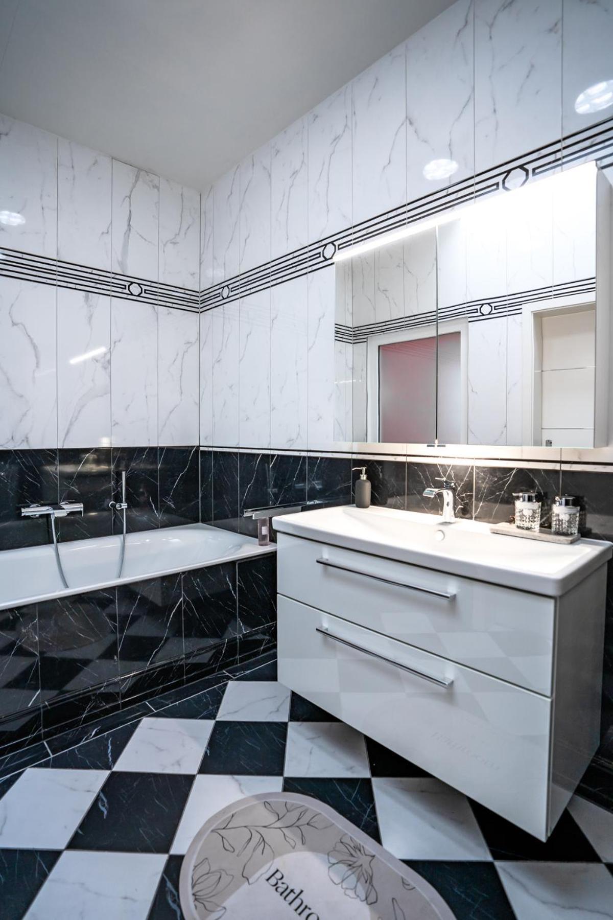 リューデスハイム・アム・ライン Designhaus - Whirlpool - 180Qm2 - Garage - 2 Etagenヴィラ エクステリア 写真